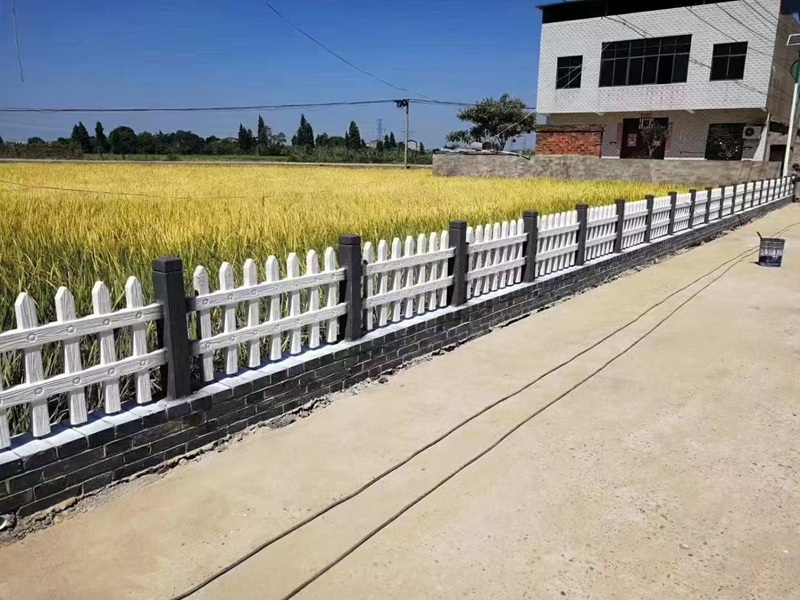 仿木柵栏